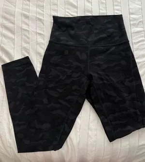 Lululemon camo align leggings thumbnail 1