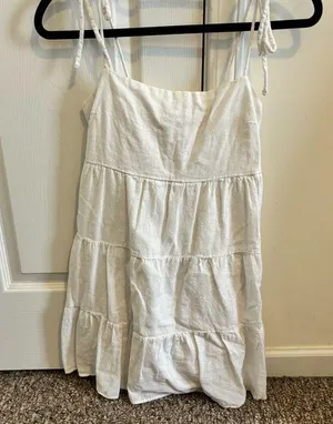 Abercrombie White Tiered Sundress thumbnail 1