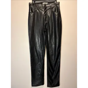 Abercrombie & Fitch Vegan Leather The 90s Straight Ultra High Rise Pants SZ 28 L thumbnail 2
