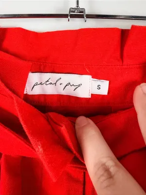 Petal & pup red Maya High Waisted Paperbag Shorts size small thumbnail 3