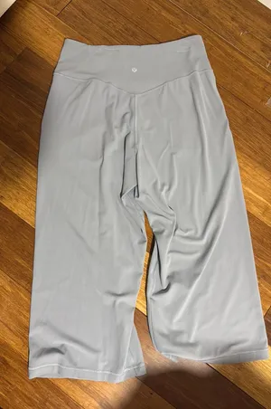 Lululemon Pants thumbnail 1