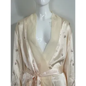 Morgan Taylor Women's Size XL Satin Cream Floral Kimono Robe Belt Embroidered thumbnail 4