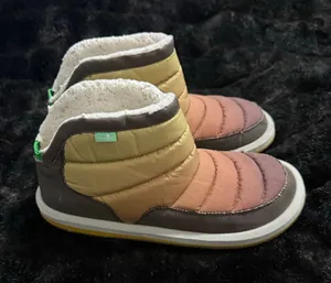Sanuk Women's Puff N Chill Ankle Boots Tan Size 10 Canvas Casual Comfort thumbnail 1