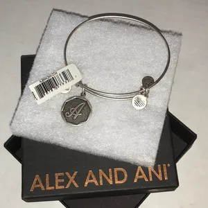 Alex and Ani NWT thumbnail 1