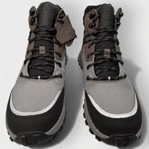 Clarks ATL Trek Sky GTX Women’s Boots Grey Waterproof Gore-Tex Size 9.0 NWT thumbnail 4