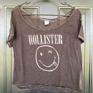 Hollister Off Shoulder Tee thumbnail 1