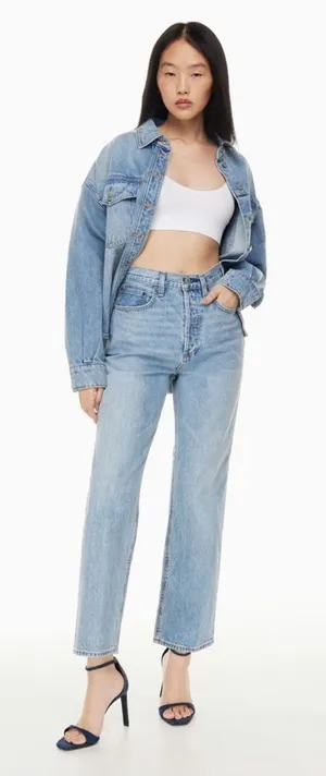 Aritzia Denim Forum The Joni High Rise Loose Straight Jeans Size 24 Gently Used thumbnail 1