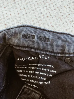 American Eagle High Rise Mom Jeans thumbnail 4