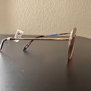 Quay Jezabell Women's Sunglasses w/ Rose Gold Frame and Brown Gradient Lens thumbnail 3