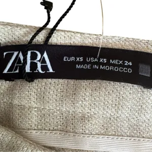Zara Women's High Waist Pleated Paper Bag Style Shorts XS thumbnail 3