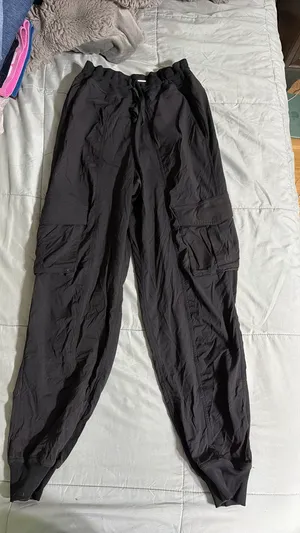 Lululemon Joggers thumbnail 1