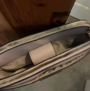 Purse thumbnail 3