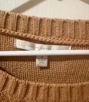 LC Lauren Conrad Sweater - Medium  thumbnail 4