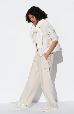 Uniqlo Cargo Pants Women's XS Beige Wide Leg‎ Cotton Utility Gorpcore thumbnail 1