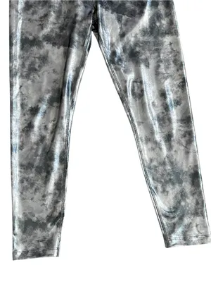 Beyond Yoga High Waist Tie Dye Midi Length Foil Gray Tie Dye Foil Size M thumbnail 5