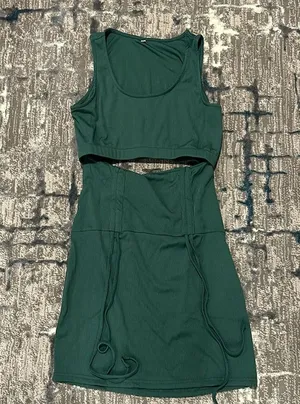 Women’s dress with cut out - Green - Small thumbnail 1