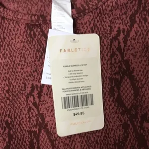 Fabletics Women's Kamila Seamless Long-Sleeve Athletic Top Snakeskin Medium‎ thumbnail 8