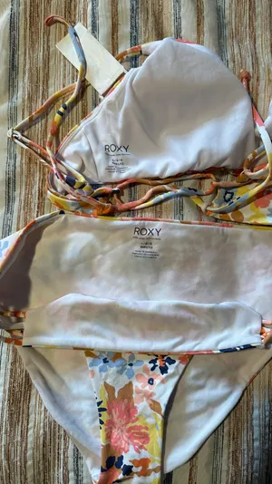 Roxy Swimsuit thumbnail 2