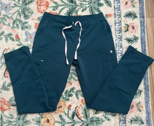 FIGS Scrub Pants thumbnail 1
