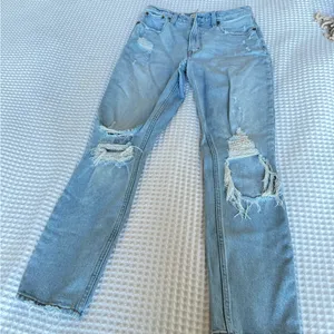 Abercrombie Ripped Light Wash Skinny Jeans thumbnail 1