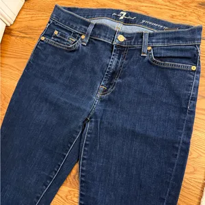 7 For All Mankind Gwenevere Jeans Size 27 thumbnail 2