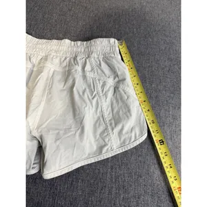 Lululemon Track Attack Running Shorts Women's Size 8 Soft Grey 3" Inseam thumbnail 5