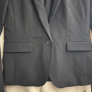 NEW sz 0P petite Ann Taylor One-Button Blazer in Seasonless Stretch solid black thumbnail 4