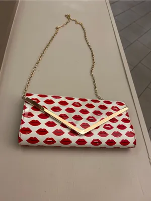 ALDO White Lip-Print Clutch with Gold Chain Strap thumbnail 2