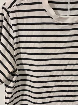 LULULEMON All Yours Tee In Black and White Stripe Short Sleeve T-shirt thumbnail 2