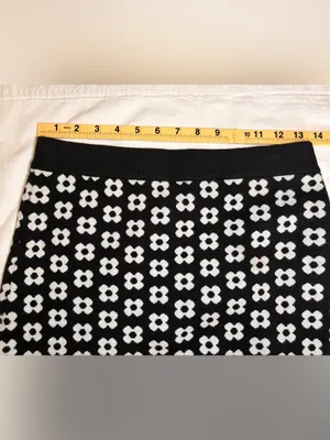 Princess Polly Adora Floral Knit Mini Skirt Black White Size 8 thumbnail 7