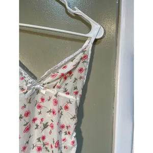 Women's Sz Medium Lace Edge Floral Print Slip Dress White Pink V-Neck Sheer Mini thumbnail 7
