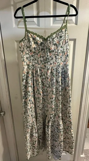 ASTR the Label Yamila Floral-Print Corset Sleeveless Maxi Dress thumbnail 2