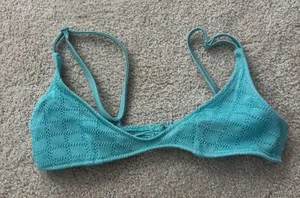 light blue triangl bikini thumbnail 1