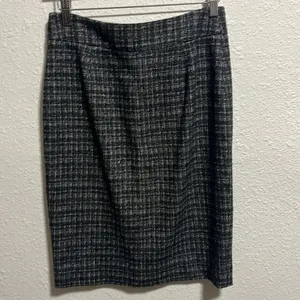 Classiques Entier Black‎ and Gray Plaid Wool Blend Skirt Size 2 thumbnail 5