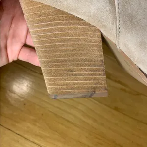 Steve Madden Rickki Suede Cream Pointed Toe Booties - Size 8 thumbnail 6