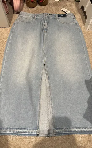 Hollister Ultra High-Rise Jeans Skirt thumbnail 1