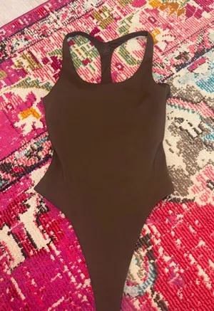 Alo Yoga Bodysuit Sleek Back thumbnail 4