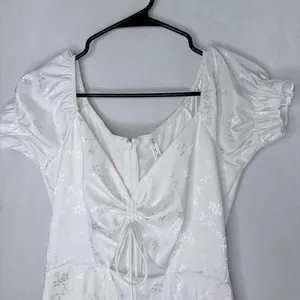 Lucy In The Sky Puff Sleeves White Mini Dress thumbnail 6