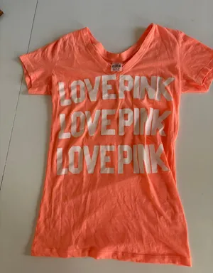 PINK Victoria’s Secret T-shirt thumbnail 1