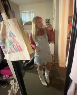 Denim Dress Boutique thumbnail 3
