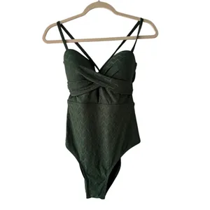 Cupshe Womens Green Chevron Textured Twist Front One Piece Swimsuit CAA12E3M014R thumbnail 8