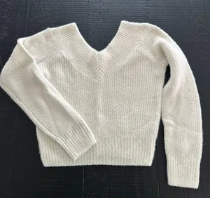 H&M White Sweater thumbnail 1