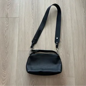 EUC Zara Black Pebbled Faux Leather Crossbody Shoulder Bag Silver Hardware thumbnail 2