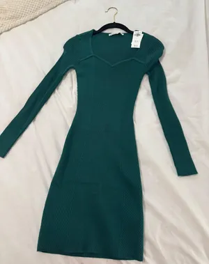 Abercrombie Long Sleeve Sweetheart Mini Sweater Dress thumbnail 2