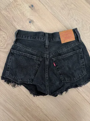 Artizia Levis Black Distressed Denim Women's Shorts 24” thumbnail 2
