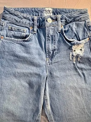 💥BDG Urban Outfitters Straight Skinny Ankle Distressed Light Wash Jeans 27💛 thumbnail 5