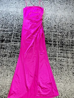 Emerald Sundae Hot Pink Satin Open Back Maxi Dress Sz Medium! thumbnail 6