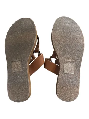 Aldo Tan Thong Sandals W/ Gold Accents thumbnail 8