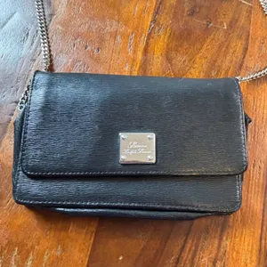 Lauren Ralph Lauren Black Textured Leather Chain Crossbody‎ Wallet Bag Silver thumbnail 9