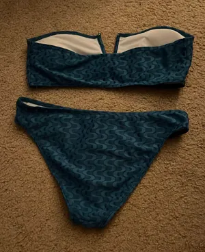Swimsuits thumbnail 4